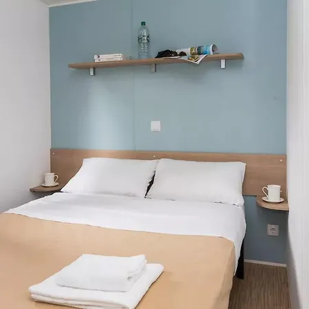 Domaine Résidentiel De Plein Air Odalys Le Vorlen 4*